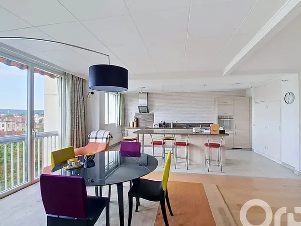 Appartement 5 pièces 122 m²
