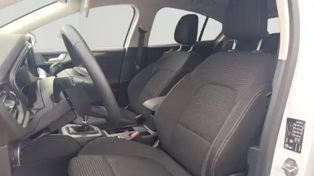 Ford Focus 1.0 ecoboost 125 s&amp;s mhev — photo 13
