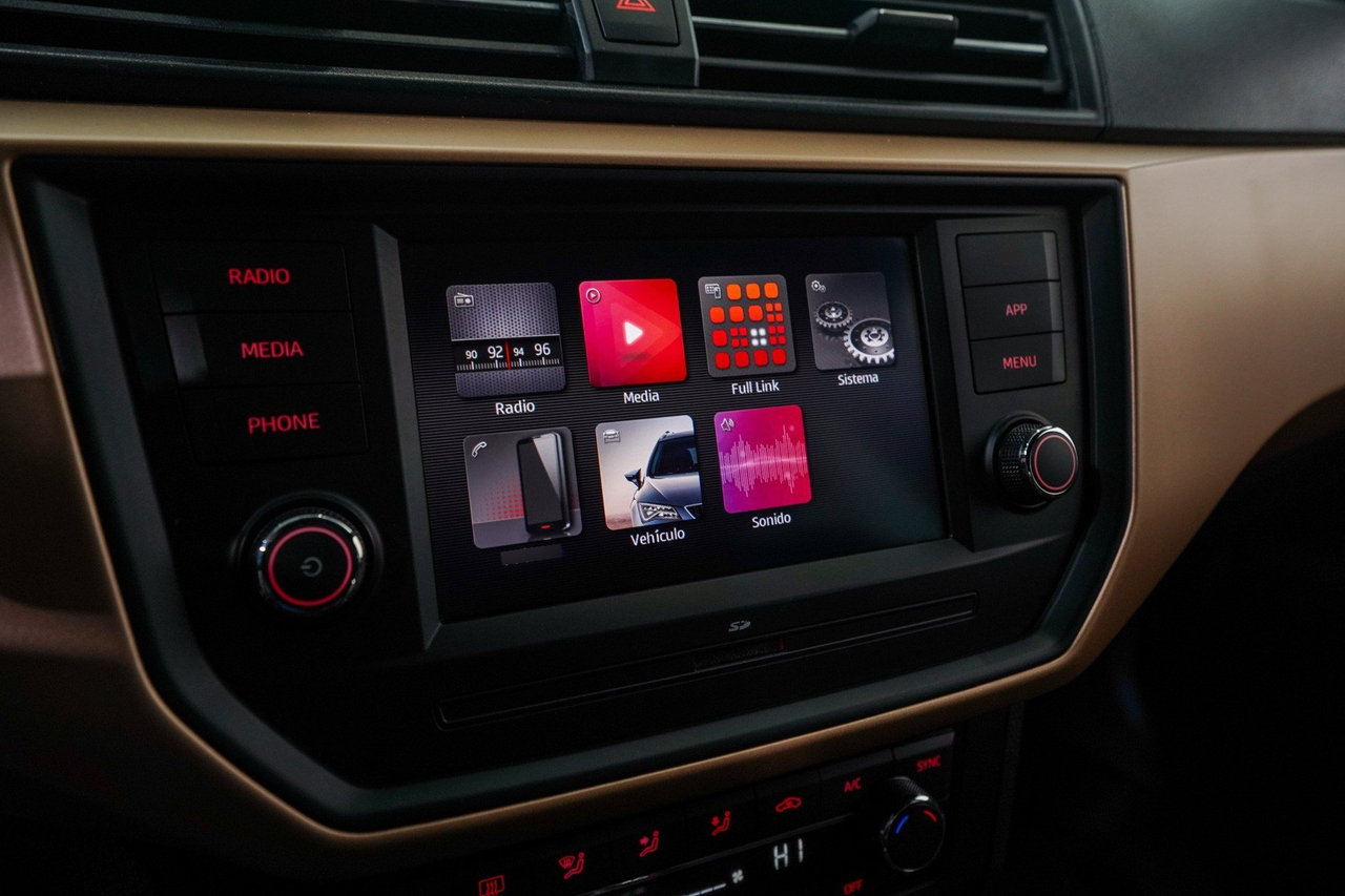 Seat Ibiza — photo 26