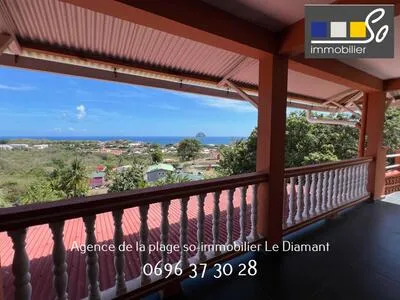 BAS DE VILLA T3 AVEC TERRASSE VUE MER LE DIAMANT