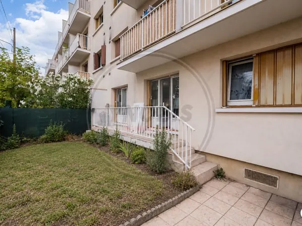 Appartement Les Mureaux 5 pièces avec Jardin