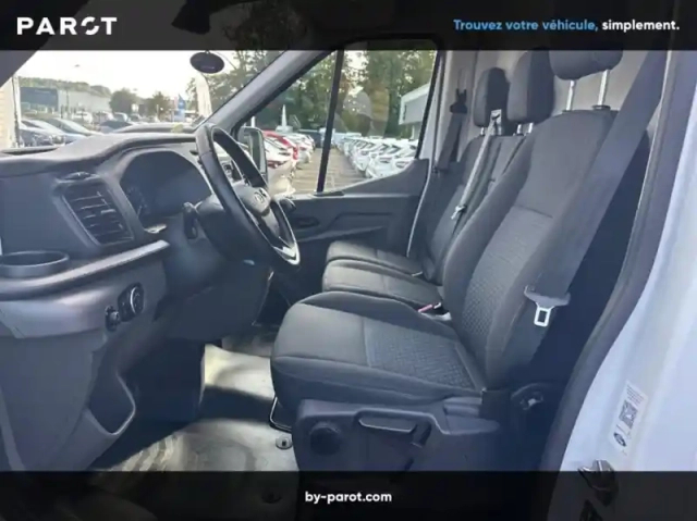 Ford Transit fourgon fg t310 l3h2 2.0 ecoblue 130ch s&amp;s trend business — photo 10