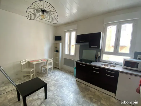 Location studio meublé
