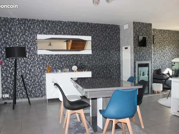 🏡 LAN­THES - MAISON FAMILIALE AU CALME AVEC GRAND TERRAIN ET NOMBREUSES DÉPENDANCES À découvrir sans