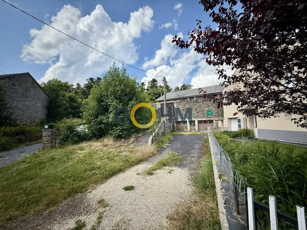 Ferme - 274 m2 Le Pertuis