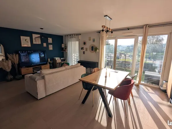 Appartement 3 pièces avec balcon - 77m2 - Le Petit Quevilly (76140)
