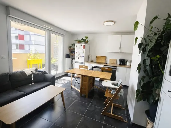 Beau T3 avec terrasse Éco quartier Heudelet