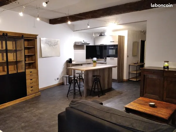 Appartement meublé de 59m² Toulon centre-ville - Location à l'année à partir du 21 octobre