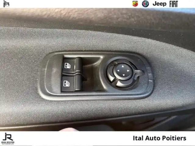 Fiat 500 e 118ch (red) my23 — photo 12