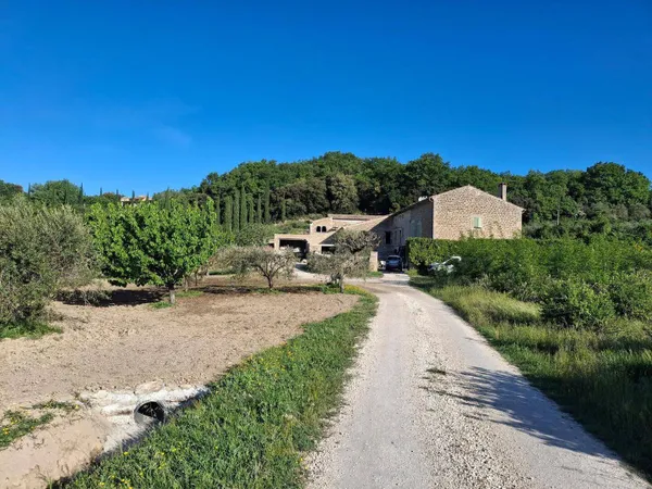 Ferme 11 pièces 578 m²