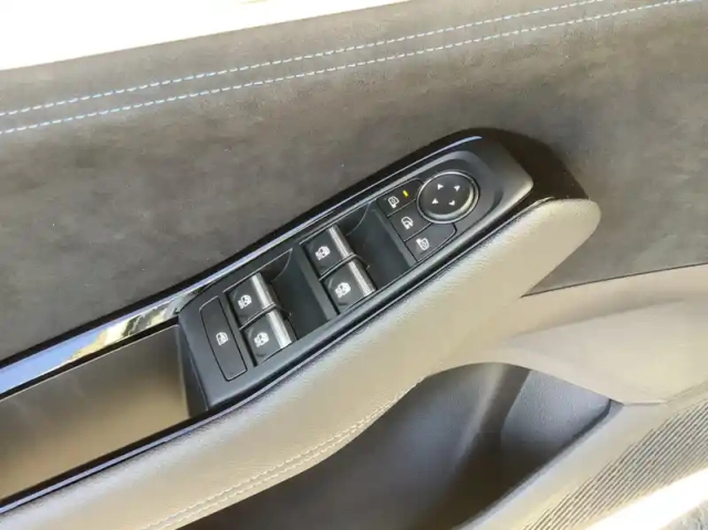 Renault Austral nouveau full hybrid e-tech 200 ch esprit alpine — photo 17