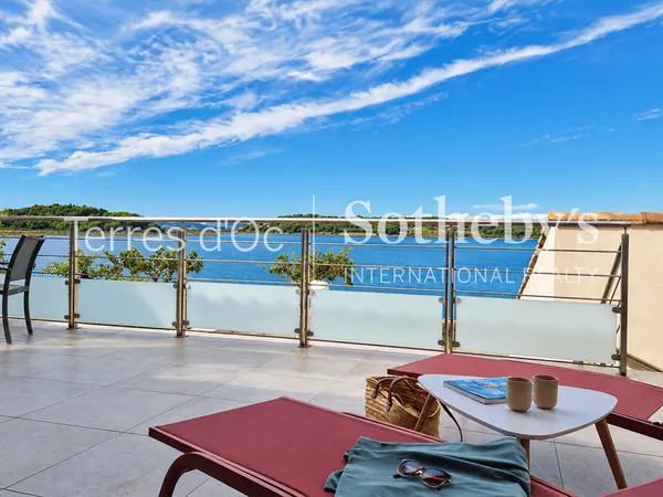 Maison 6 pièces 220 m²