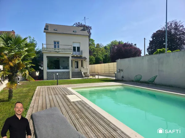 Maison 200 m², 5 chambres et piscine - Caudry