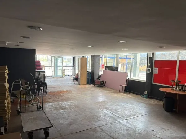 Boutique 198 m²