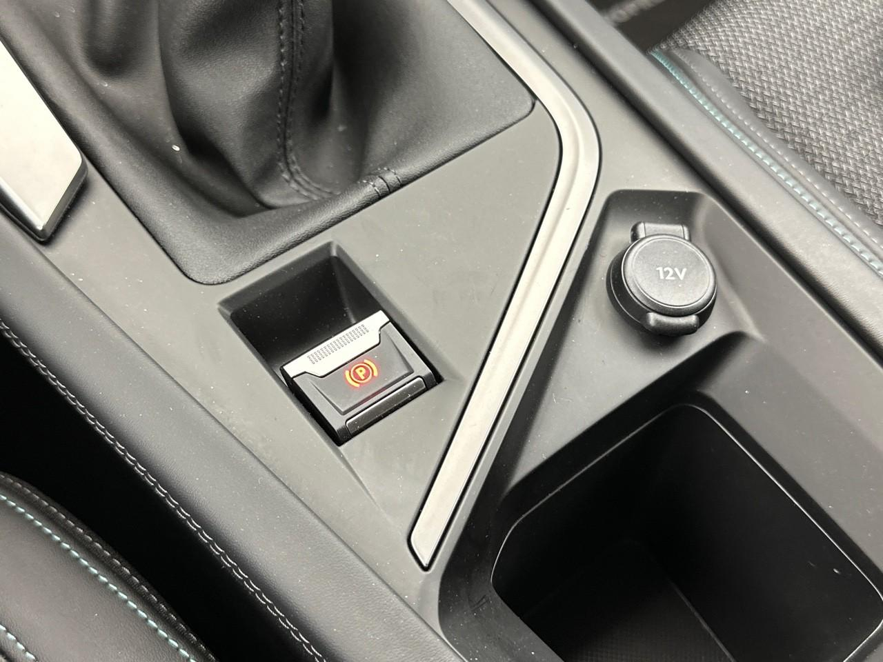 Peugeot 308 puretech 130ch s&s bvm6 allure — photo 29
