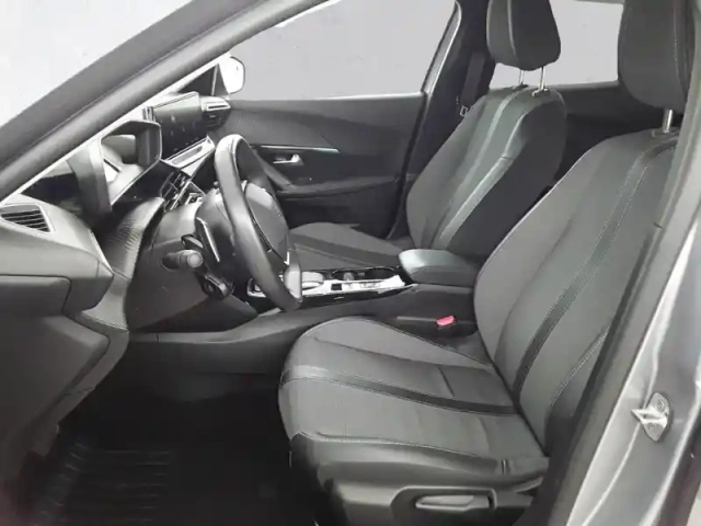 Peugeot 2008 bluehdi 130 s&amp;s eat8 — photo 11