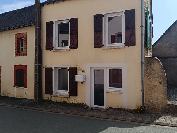 Maison La Bazouge-de-Chemeré