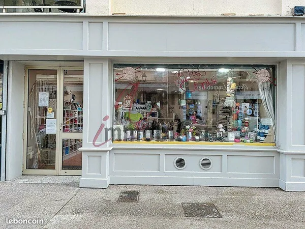 LOCAL COMMERCIAL 57 m² CAVAILLON