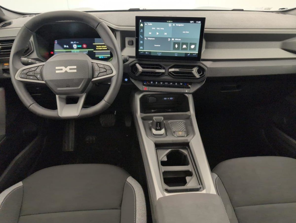 Dacia Bigster — photo 12