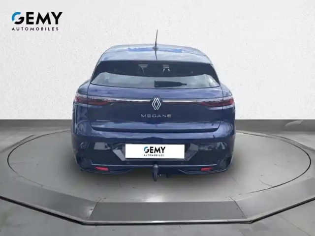 Renault Megane e-tech ev60 220 ch super charge — photo 43