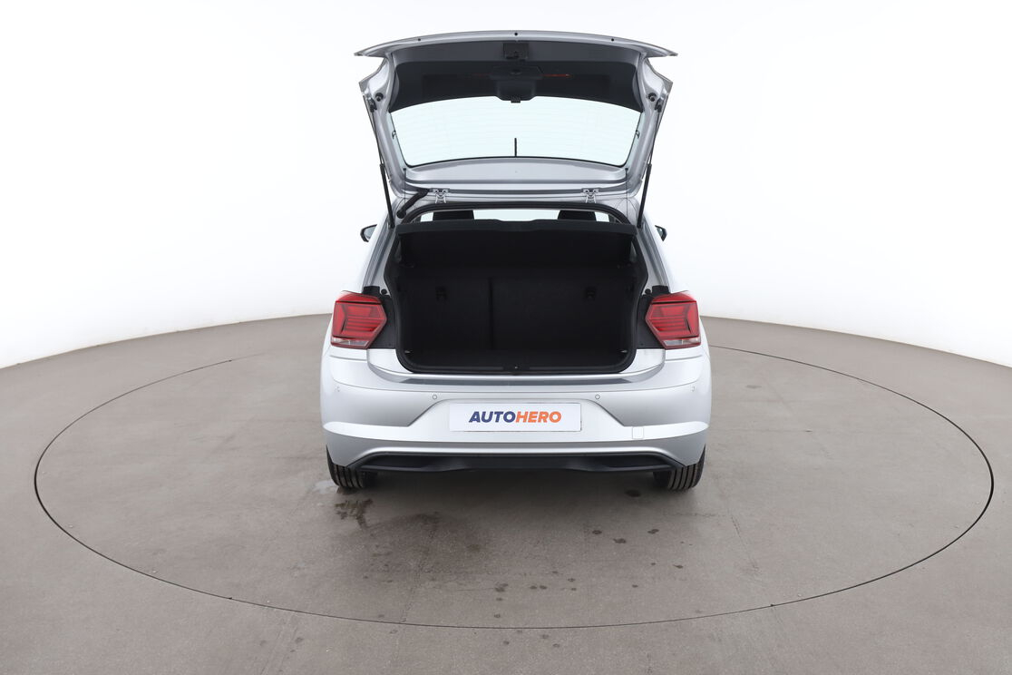 Volkswagen Polo 1.0 TSI Lounge Business DSG7 — photo 15