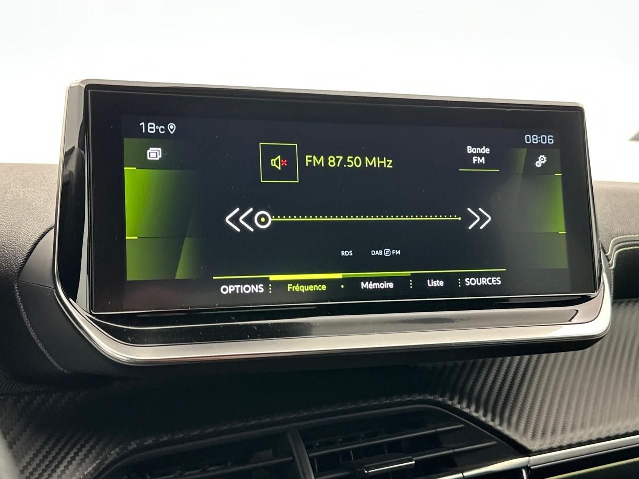 Peugeot 208 puretech 100 s&s bvm6 gt — photo 22