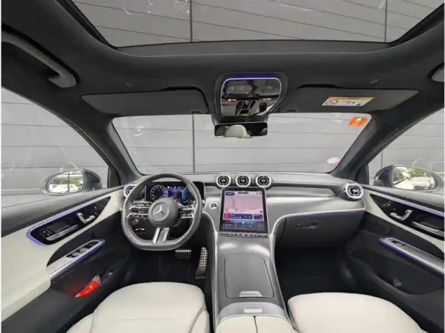 Mercedes Glc 300 e  hybrid eq 4matic — photo 11