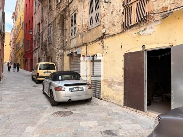 Parking 40 m²