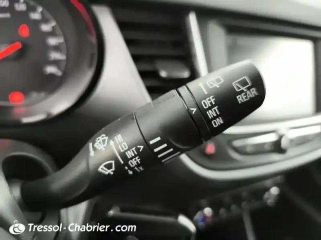 Opel Crossland X 1.5 d 102 ch edition — photo 18
