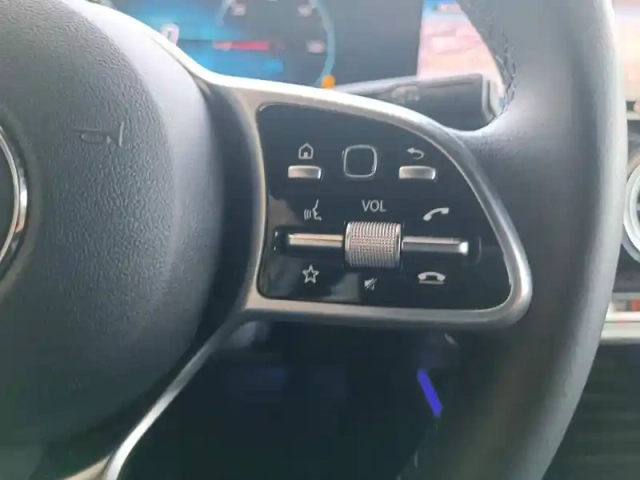 Mercedes Eqa 250+ edition — photo 17