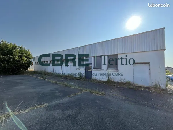 ENTREPOT - LOGISTIQUE 486 m² TOURS