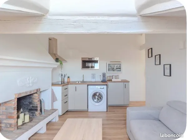 Appartement deux pièces meublée