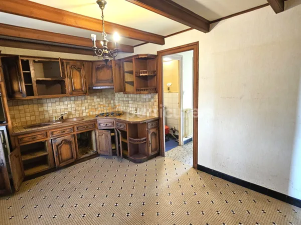 Maison à rénover - Lesneven centre - 7 pièces - 152 m2