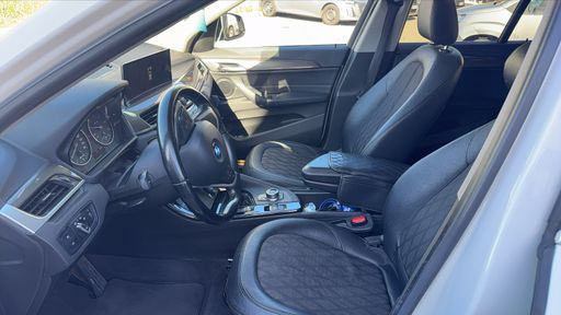 BMW X1 xDrive 18d 150 BVA8 - Xline – 2017 – 96618 km – Diesel – Boîte Automatique — photo 11