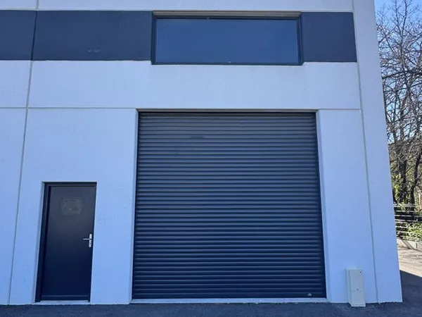 Entrepôt 120 m² Hyères
