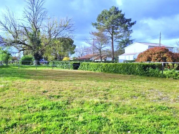 Secteur Léognan, Maison neuve 3 chambres avec terrain - à partir de 243000 €