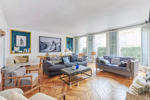 Appartement 4 pièces 137 m²