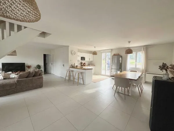 Maison familiale vivable de plain pied !