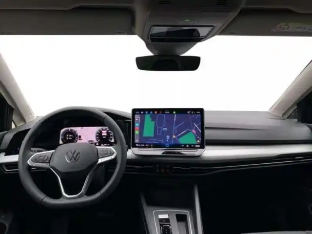 Volkswagen Golf 8 fl 1.5 ehybrid 204ch dsg6 life pl — photo 9