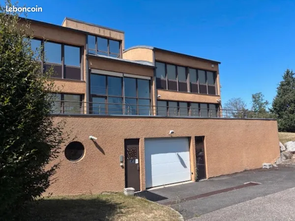 Bureaux 450 m² ANDREZIEUX BOUTHEON