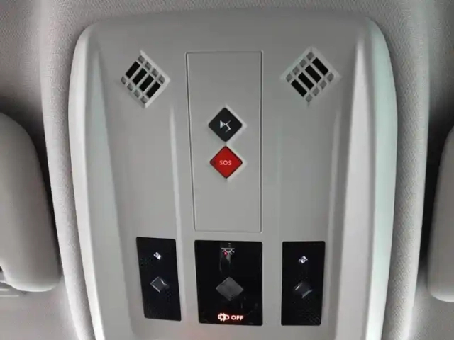 Ds Ds 3 hybride 145 e-dct6 — photo 48