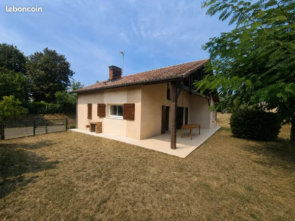 Maison meublée 120m² - 3/4 chambres - Terrasse couverte, garage, terrain 400m²