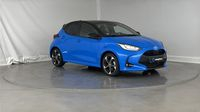 Toyota Yaris 130h Première 5p MC24 — photo 3