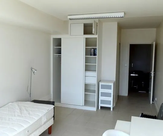 Chambre de 22m2 à louer sur Ivry-sur-Seine