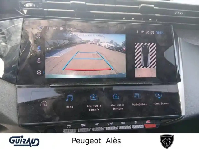 Peugeot 308 sw phev 180 e-eat8 — photo 20
