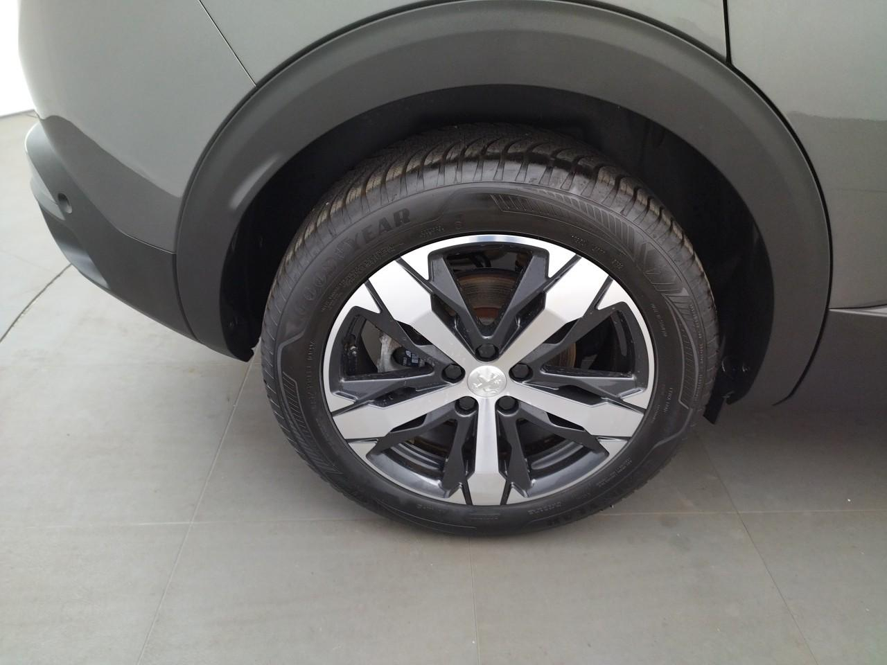 Peugeot 3008 puretech 130ch s&s eat8 gt — photo 28