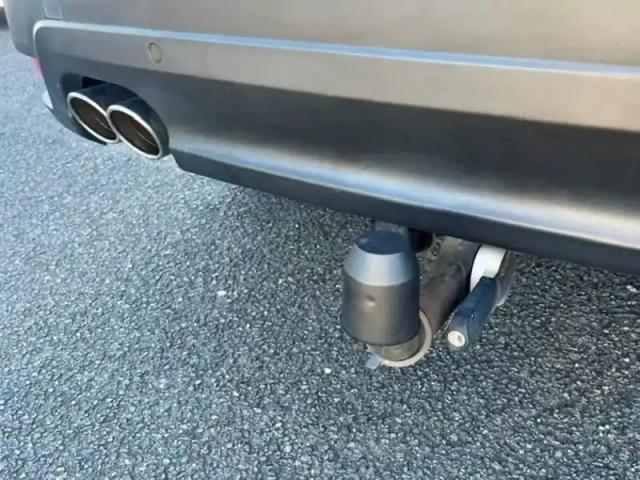 Jaguar F-Pace 2.0 d - 180 ch 2wd bva8 — photo 28
