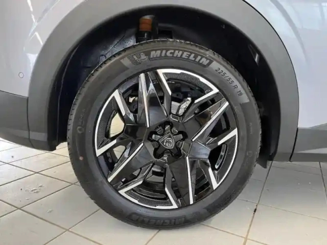 Peugeot 3008 1.2 hybrid 136ch gt e-dcs6 — photo 5