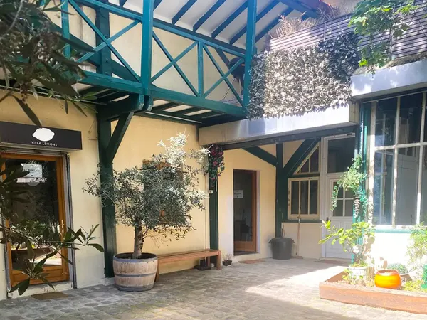 Bureaux 367 m²