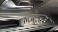 Peugeot 3008 1.5 BlueHDi 130ch S&S GT EAT8 — photo 28